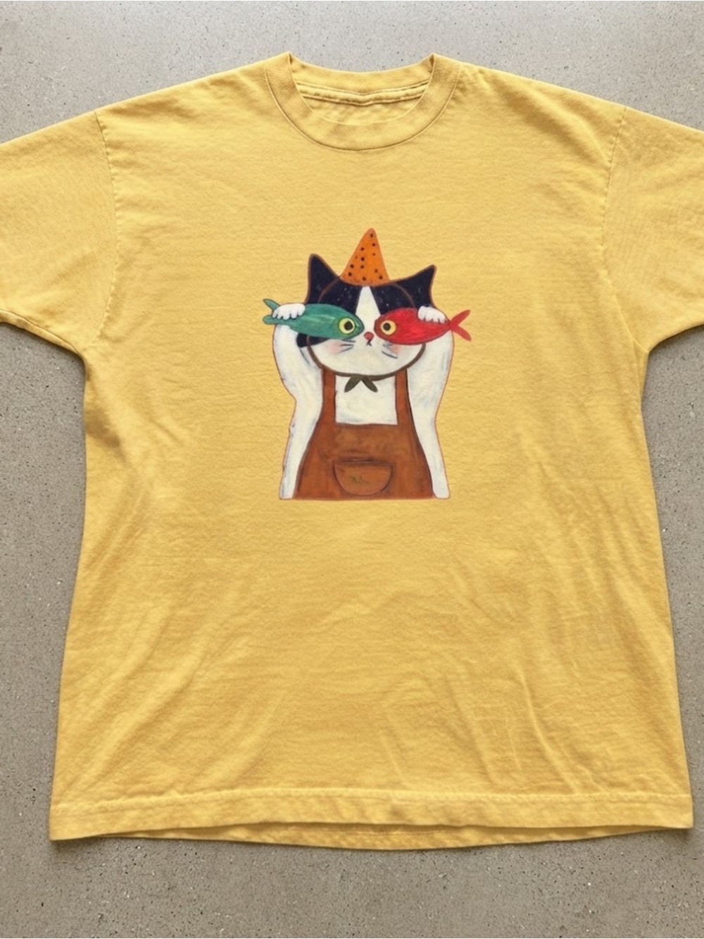 Cute Cat Wearing Apron Holding Fish Yellow Cotton Gildan T-Shirt